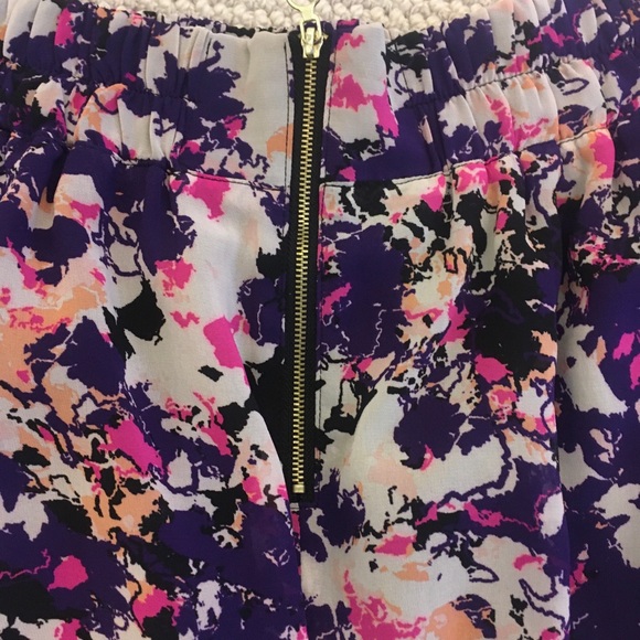 Dynamite Flouncy Floral Skirt - Picture 4 of 5